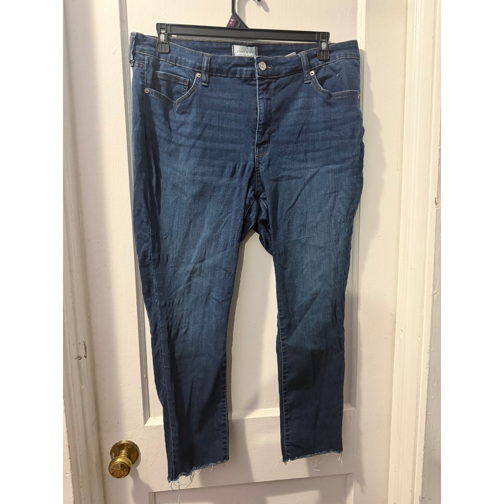Crown & Ivy High Rise Skinny Crop Jeans Dark Wash Raw Hem Size 16 Women Denim